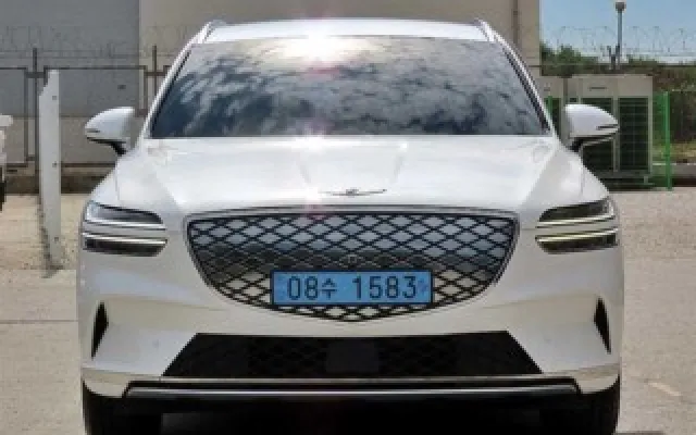 GV70전기 중고차 일렉트리파이드 GV70 e-AWD 매물 사진 8 - 2022/10 73,684km